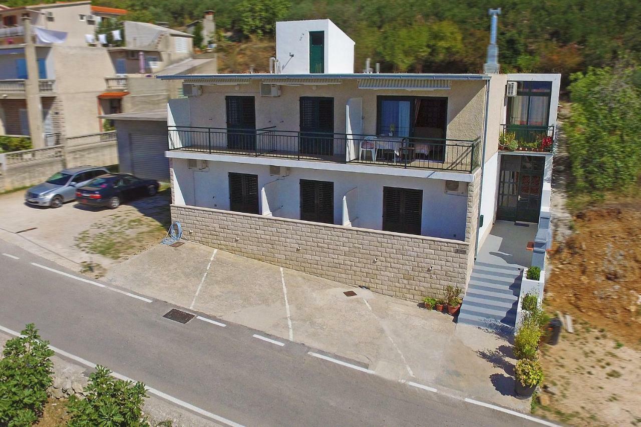 Jurica I Ankica Apartment *