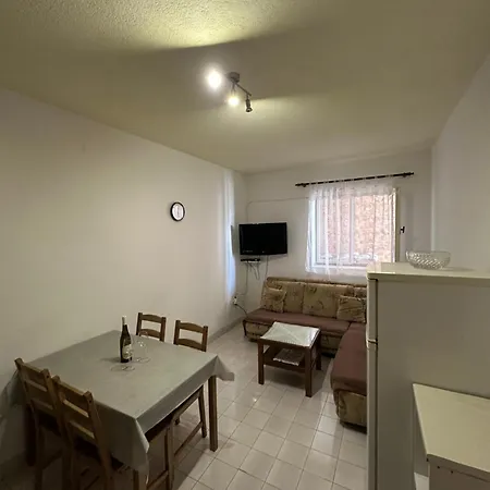 Apartmani Jurica I Ankica Brela Exterior photo