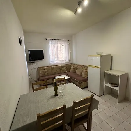 Apartmani Jurica I Ankica Brela Exterior photo