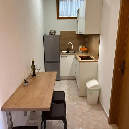 Apartmani Jurica I Ankica Brela Exterior photo